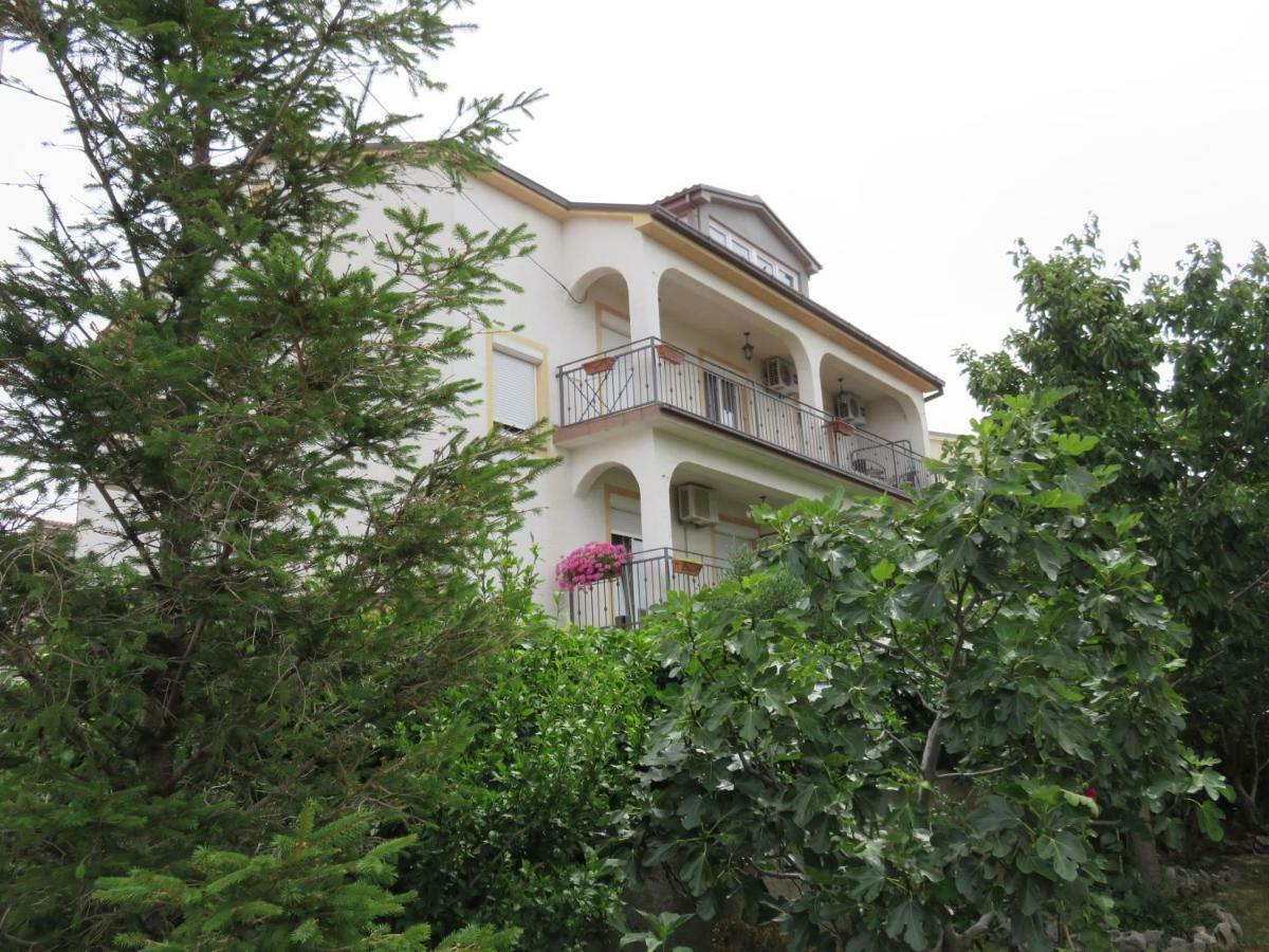 Apartments Casper Novi Vinodolski Bagian luar foto